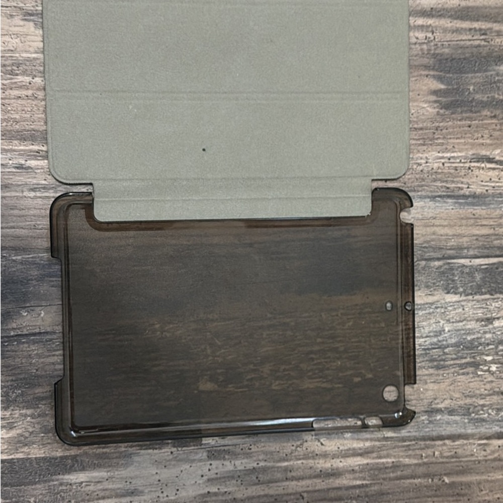 Apple Tablet - White - Picture 6 of 7